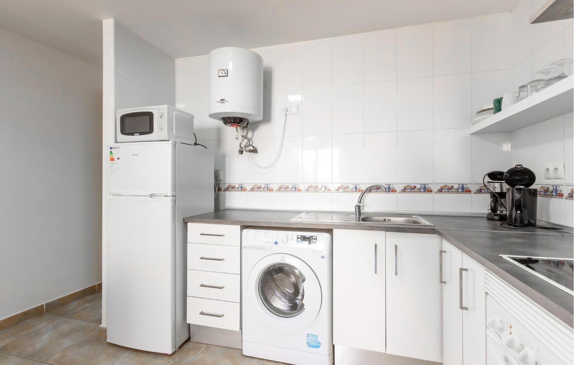 Amazing Apartment In Santa Pola Esterno foto